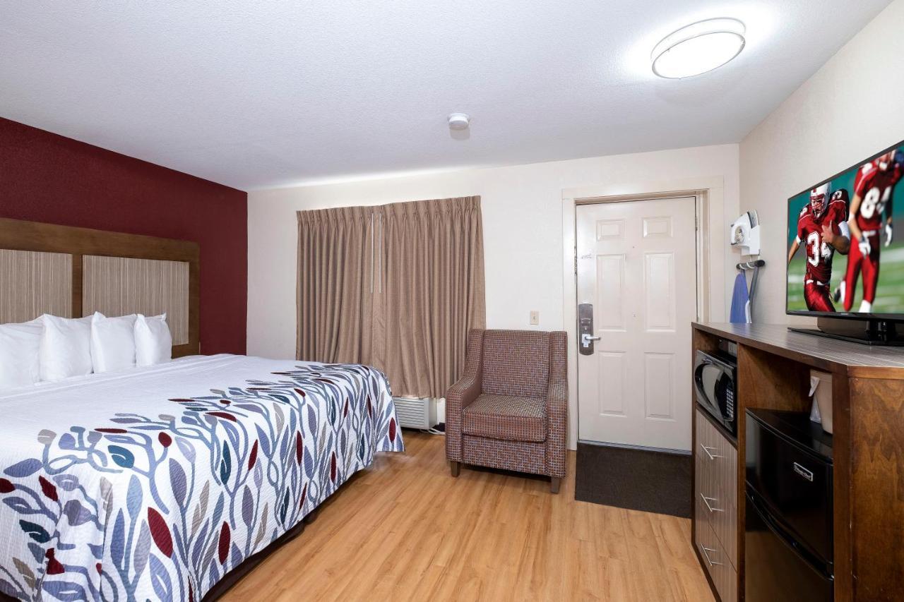 Red Roof Inn Neptune - Jersey Shore Exterior foto